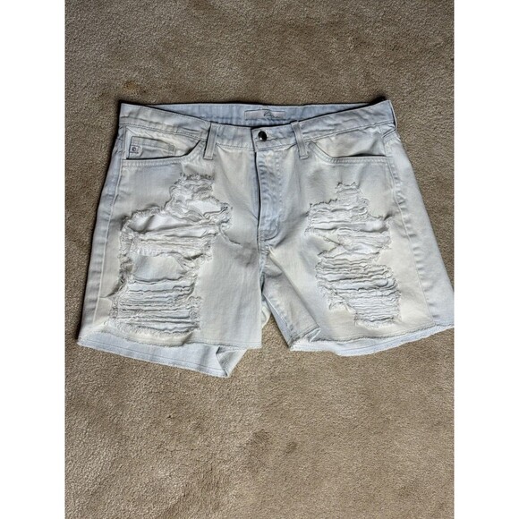 Women’s 10/29- KanCan Light Denim Distressed Shorts - Picture 1 of 4